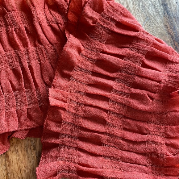 Claudia Nichole Ruffled Textured Scarf - Picture 9 of 10